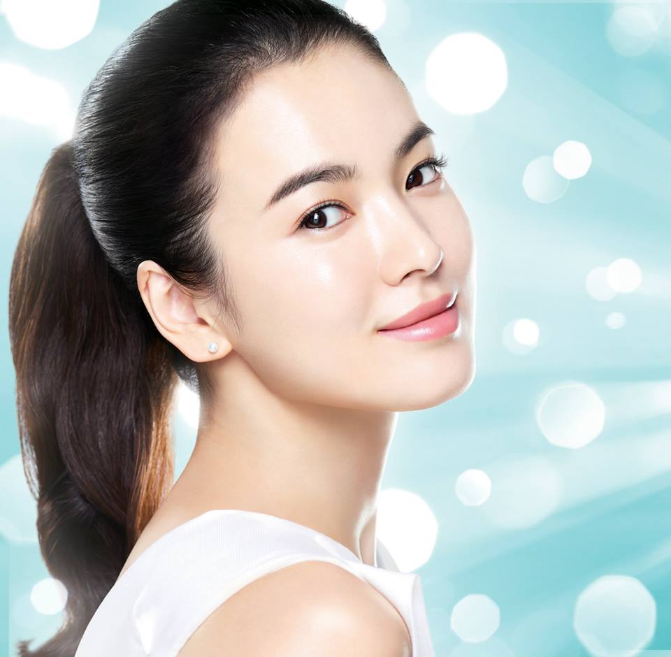 Chia sẻ bí quyết gội đầu đúng cách cho mái tóc sạch khoẻ.